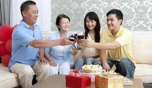 妈妈的男朋友,揭秘温馨家庭背后的温馨故事